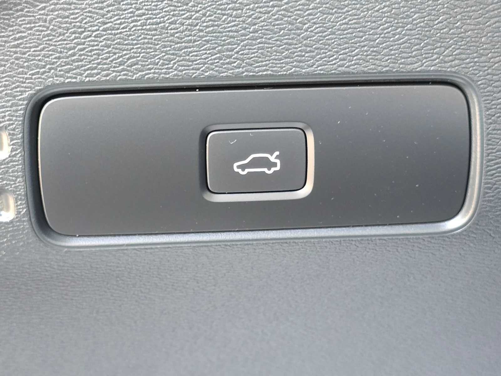 2023 Volvo XC40 Recharge Pure Electric Ultimate