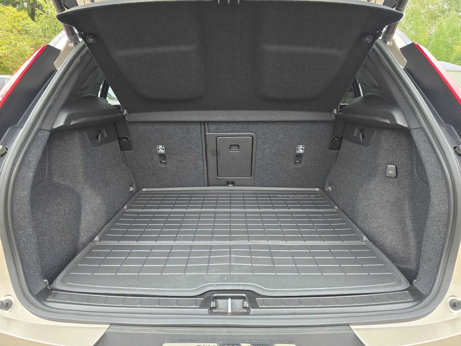 2023 Volvo XC40 Recharge Pure Electric Ultimate