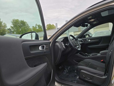 2023 Volvo XC40 Recharge Pure Electric Ultimate