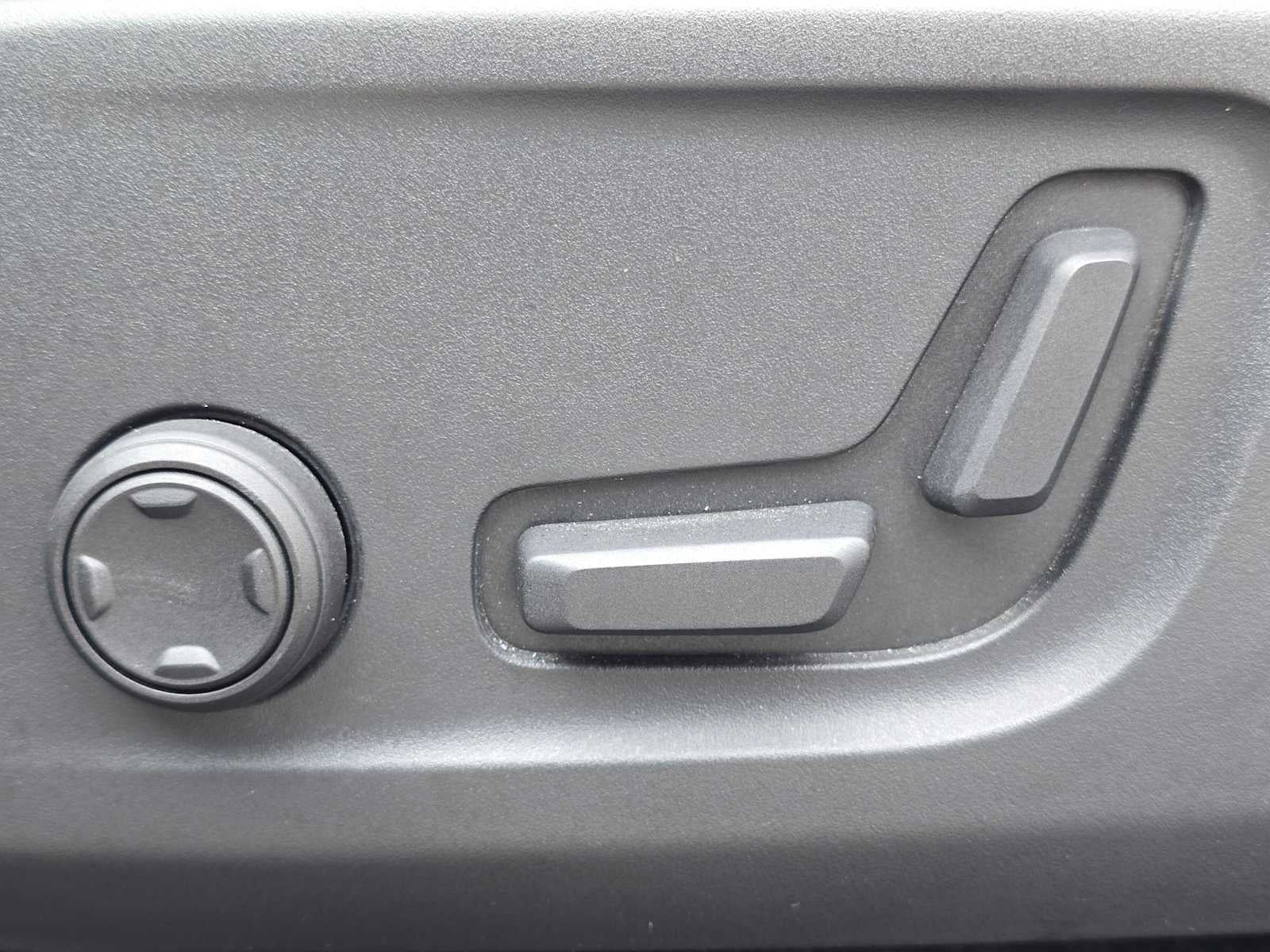 2023 Volvo XC40 Recharge Pure Electric Ultimate