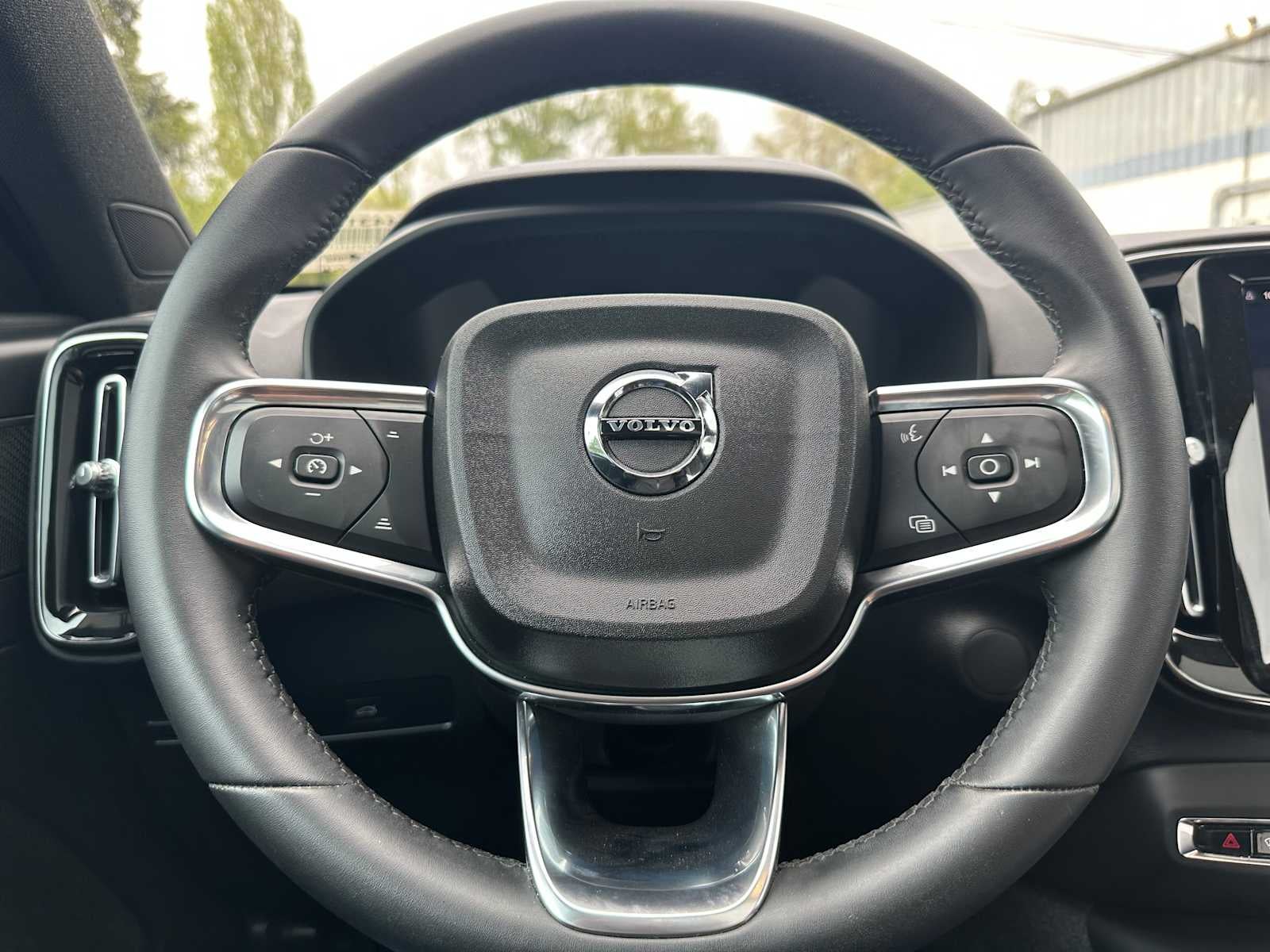 2023 Volvo XC40 Recharge Pure Electric Ultimate