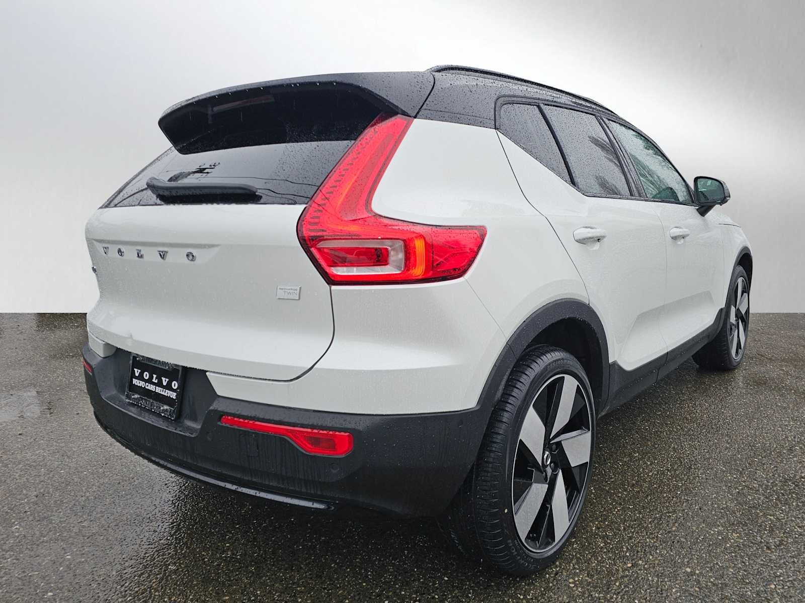 2023 Volvo XC40 Recharge Pure Electric Plus