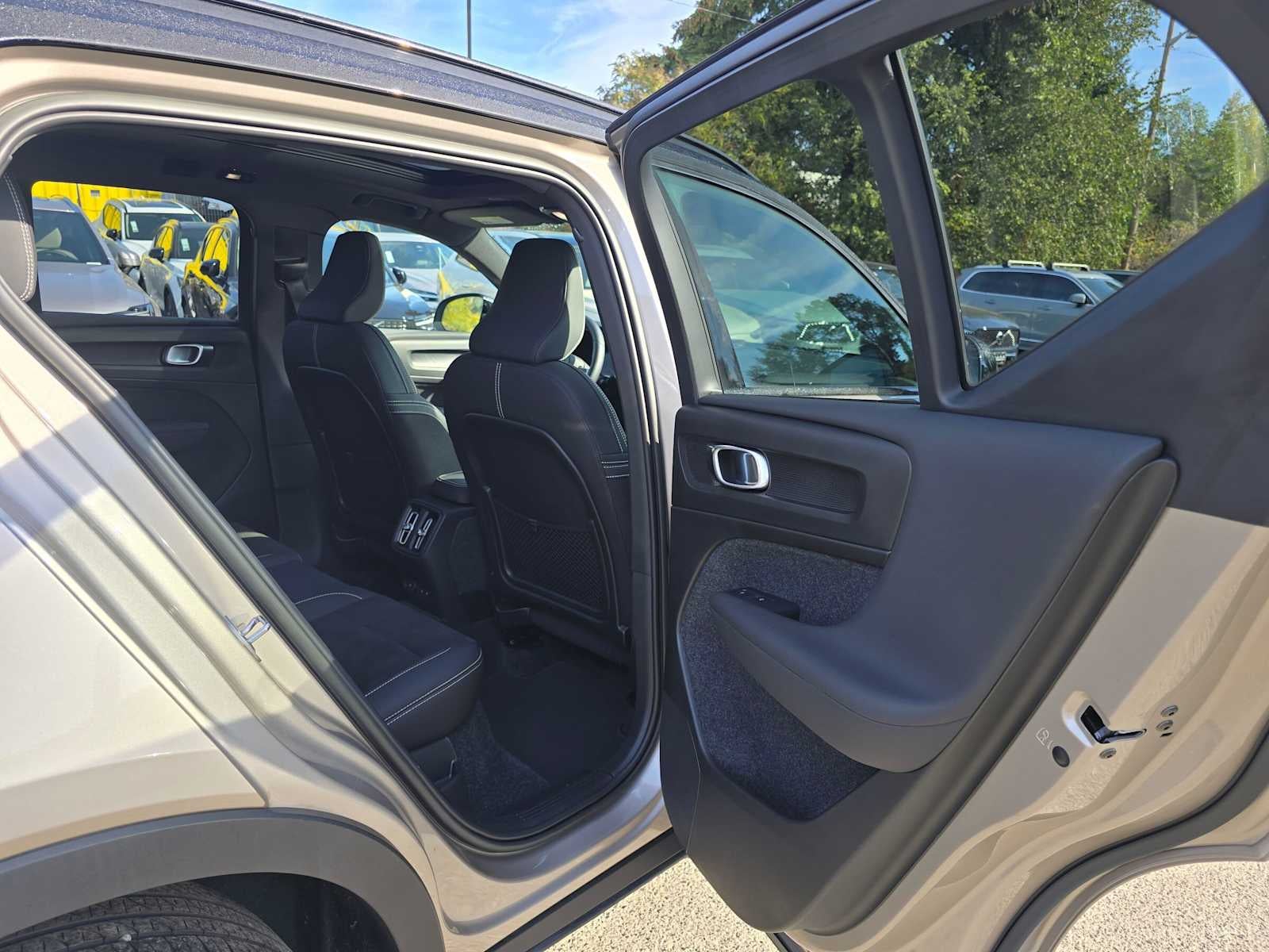 2023 Volvo XC40 Recharge Pure Electric Plus