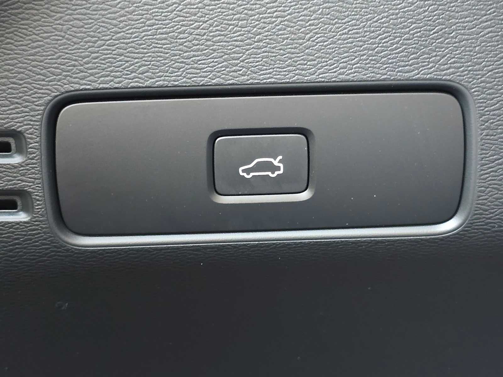 2023 Volvo XC40 Recharge Pure Electric Plus