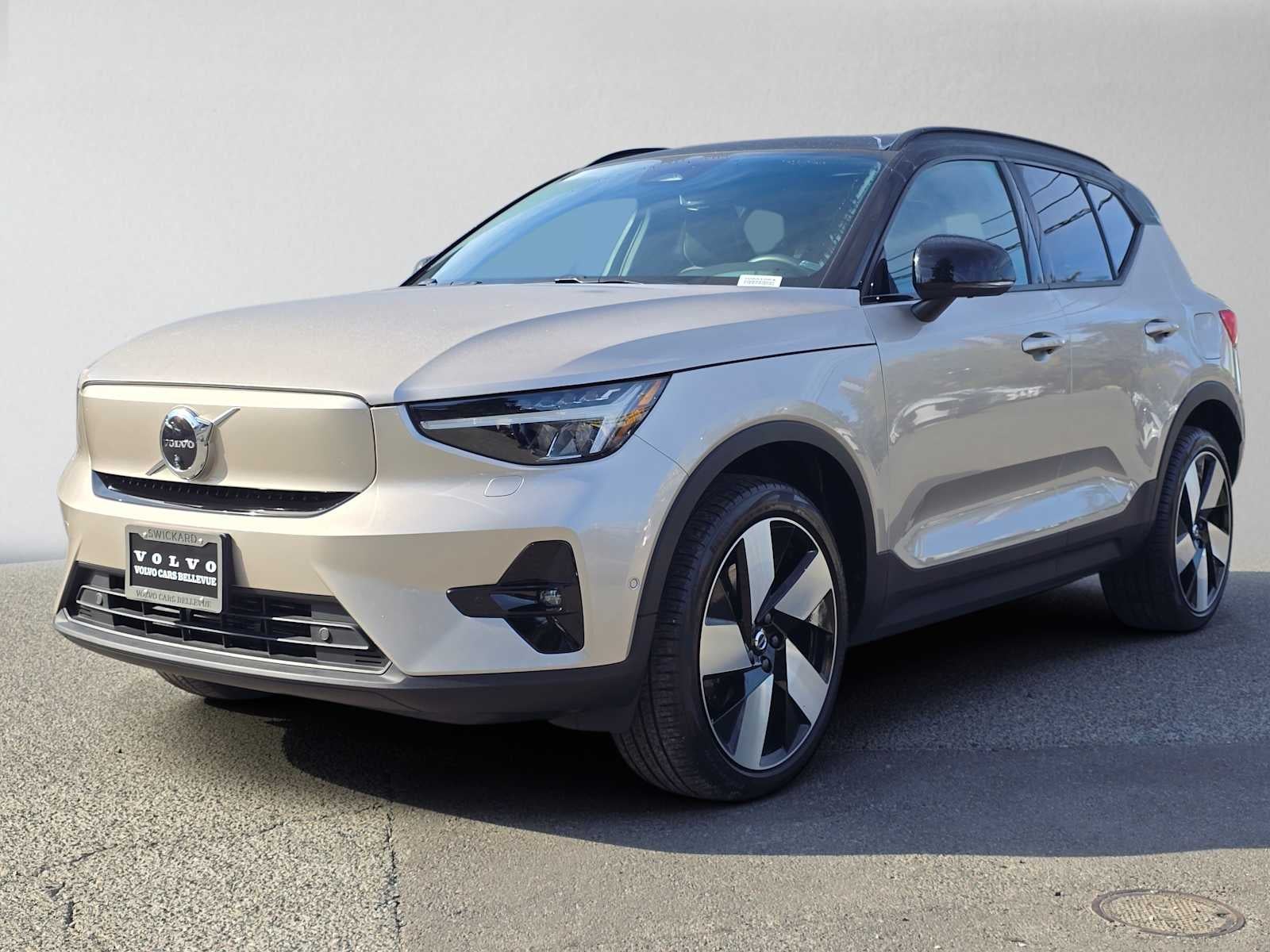 2023 Volvo XC40 Recharge Pure Electric Plus