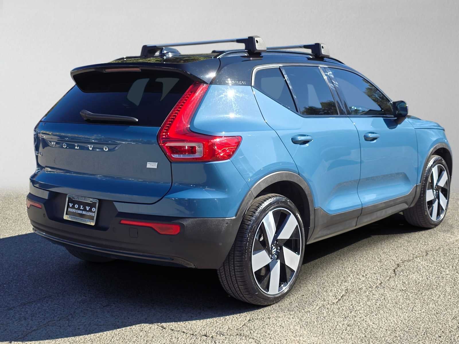 2023 Volvo XC40 Recharge Pure Electric Plus