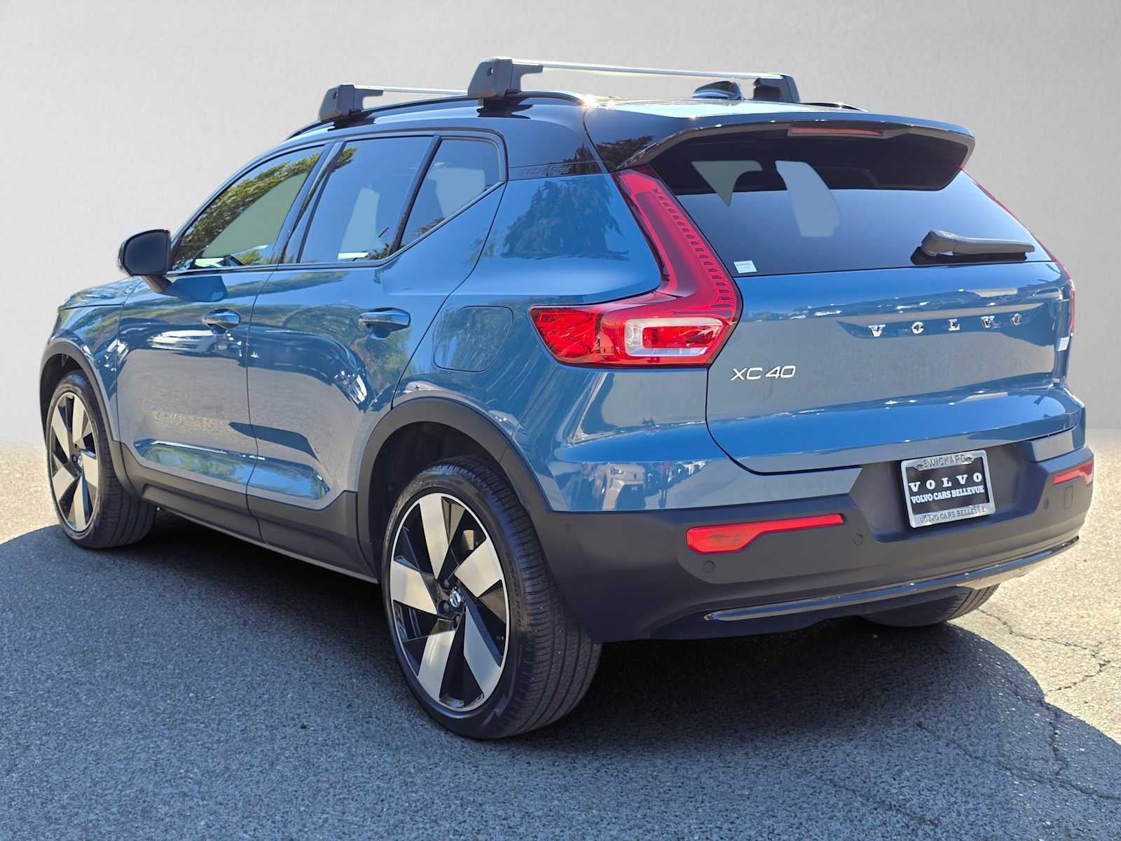 2023 Volvo XC40 Recharge Pure Electric Plus