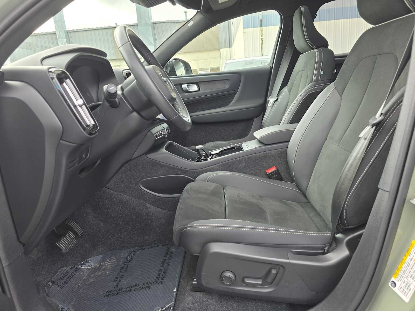 2023 Volvo XC40 Recharge Pure Electric Plus