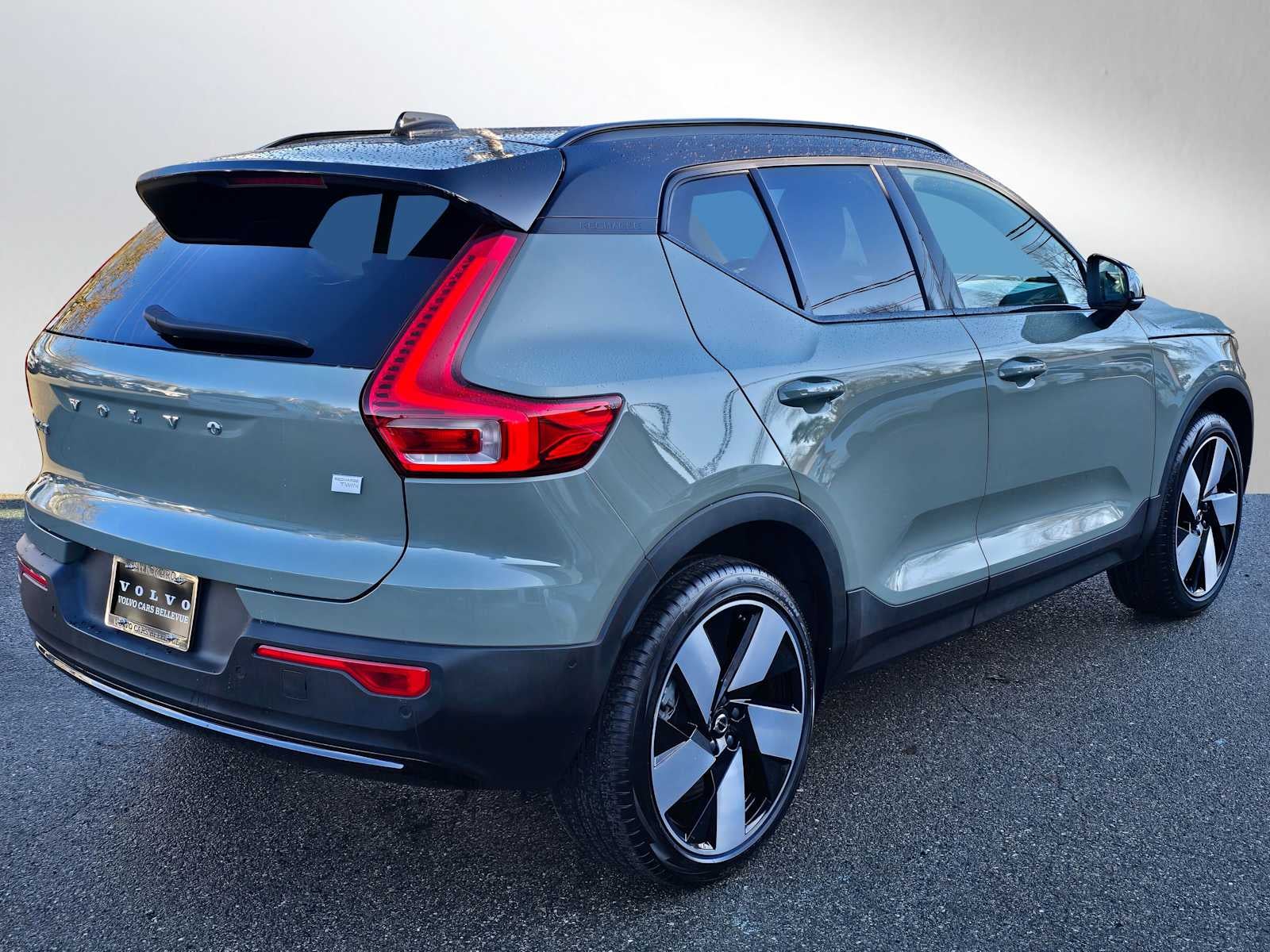 2023 Volvo XC40 Recharge Pure Electric Plus