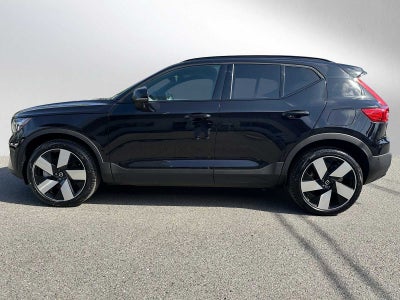 2025 Volvo EX40 Plus