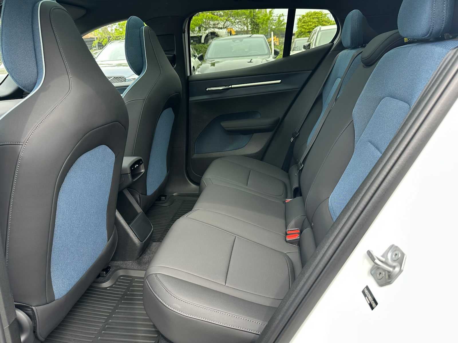 2025 Volvo EX30 Plus