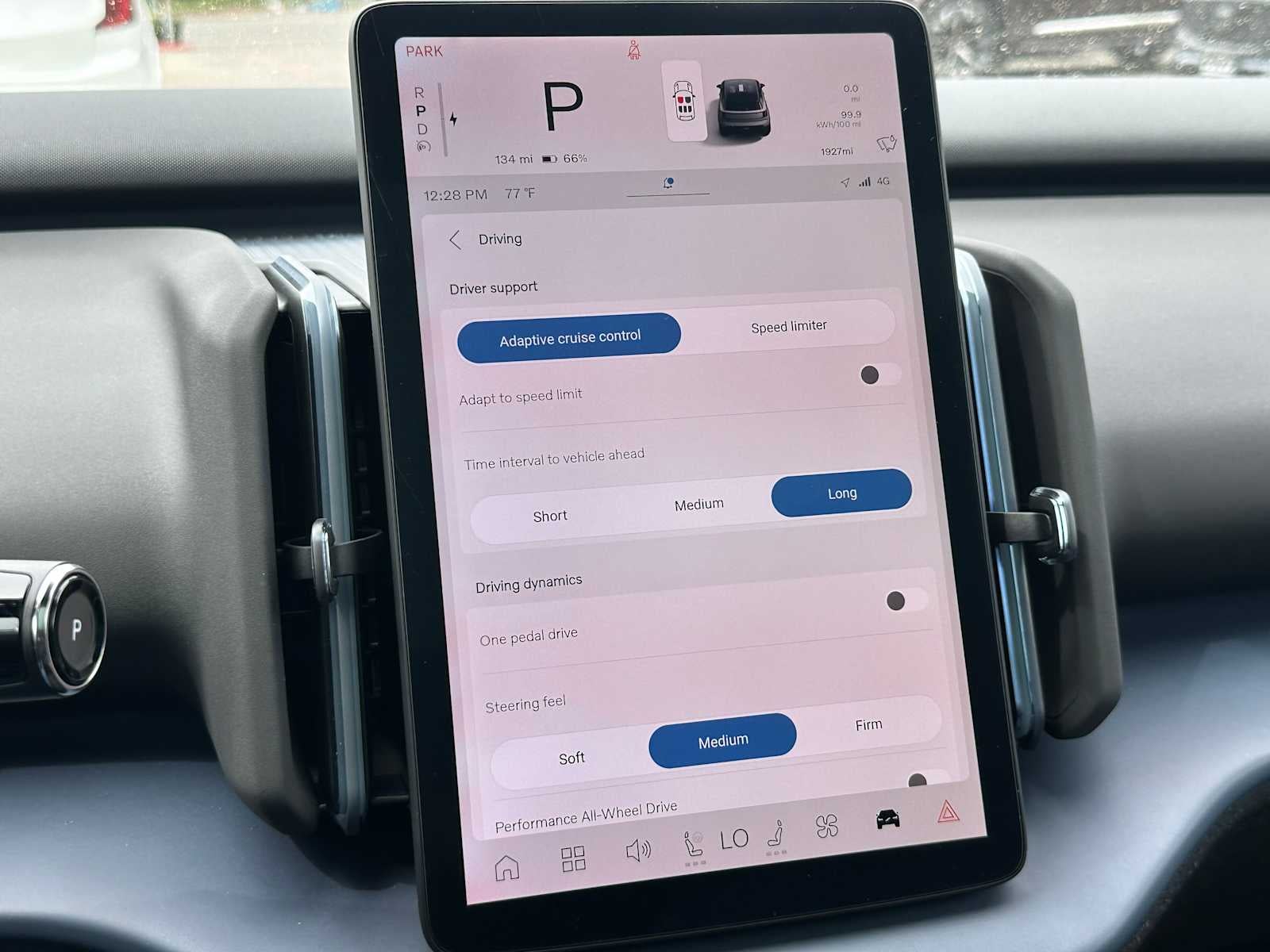 2025 Volvo EX30 Plus