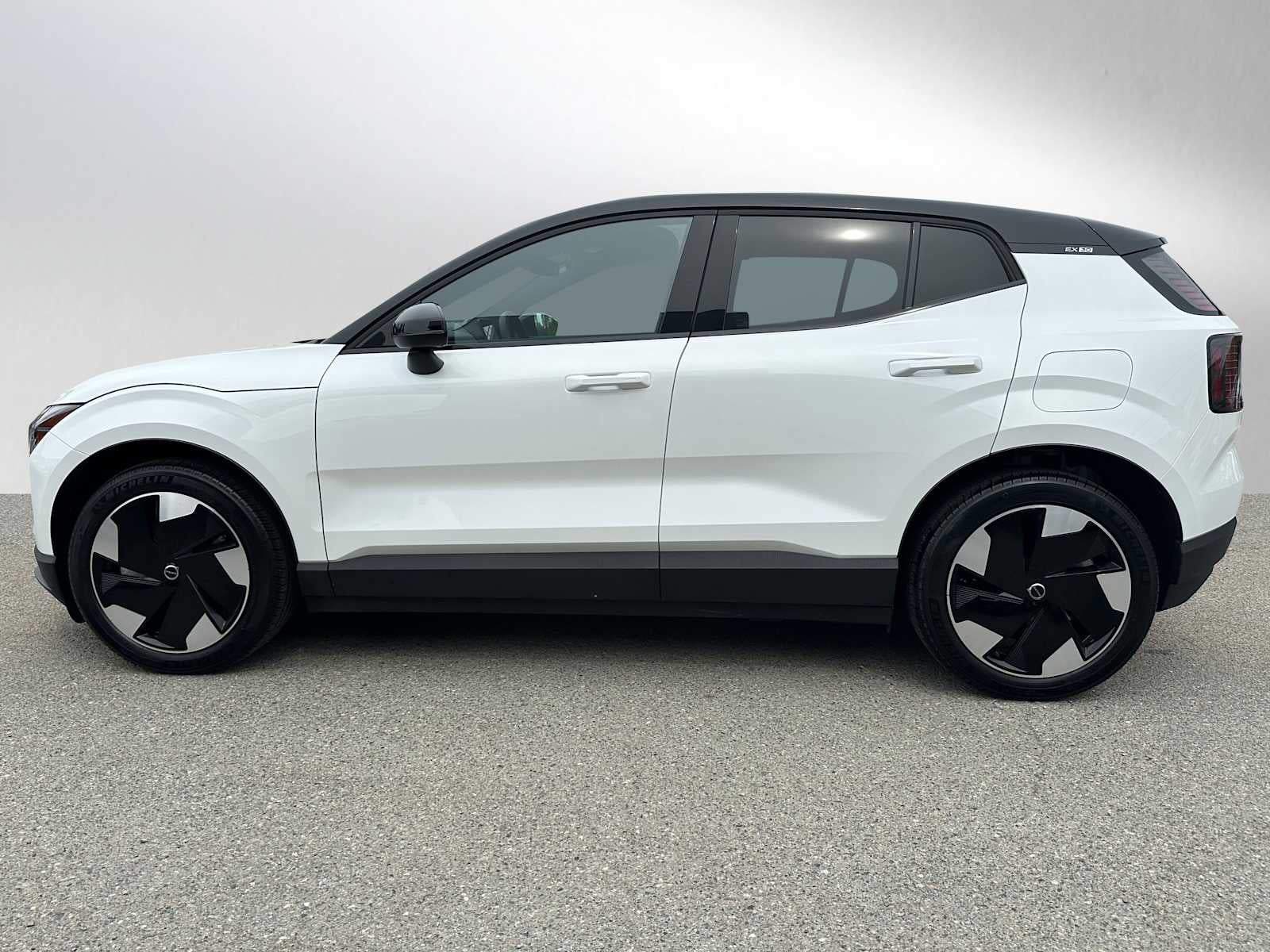 2025 Volvo EX30 Plus