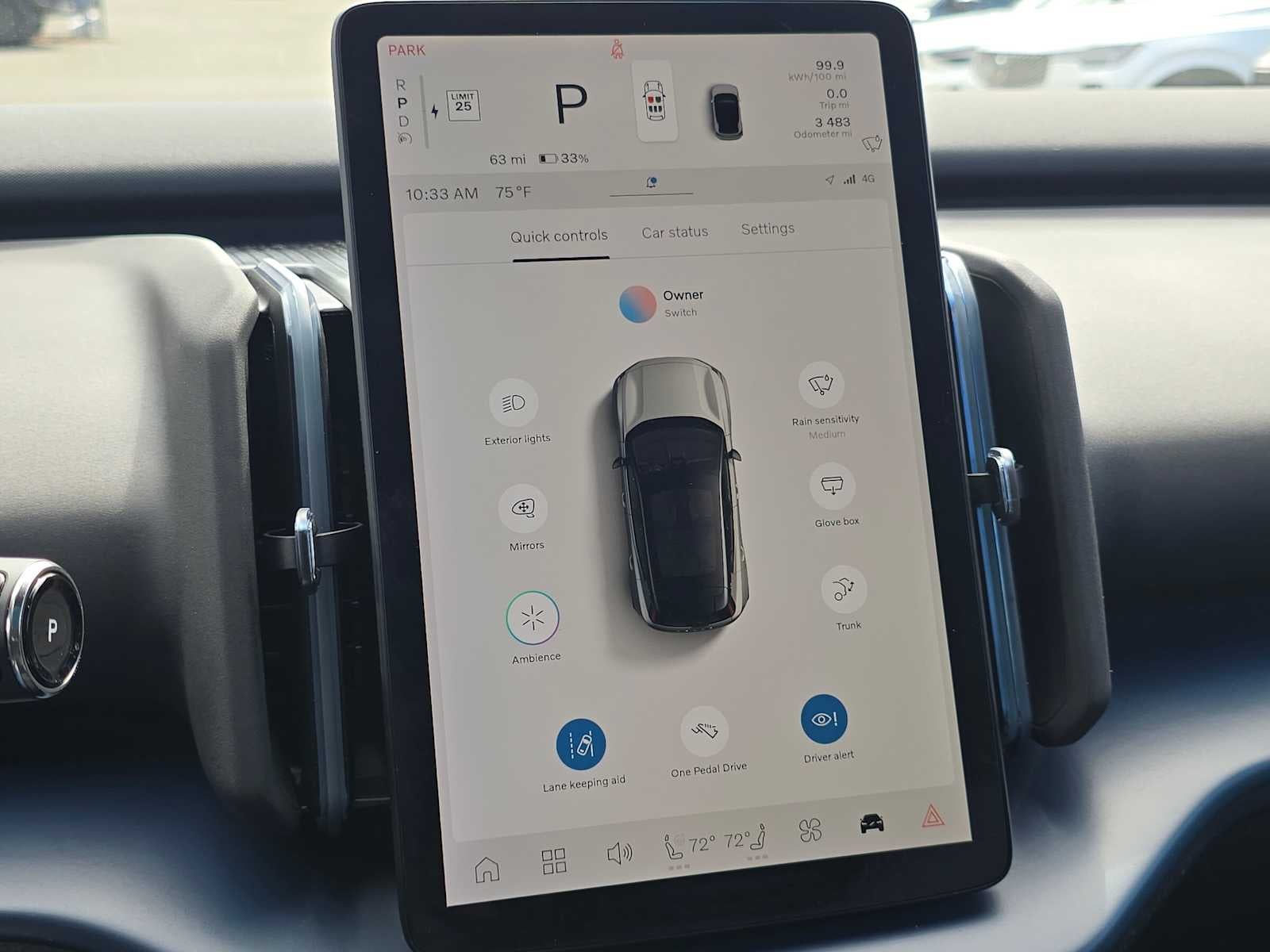 2025 Volvo EX30 Plus