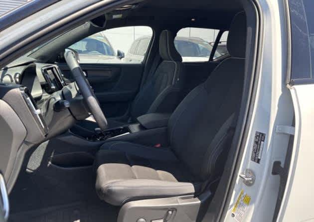 2024 Volvo XC40 Recharge Pure Electric Plus