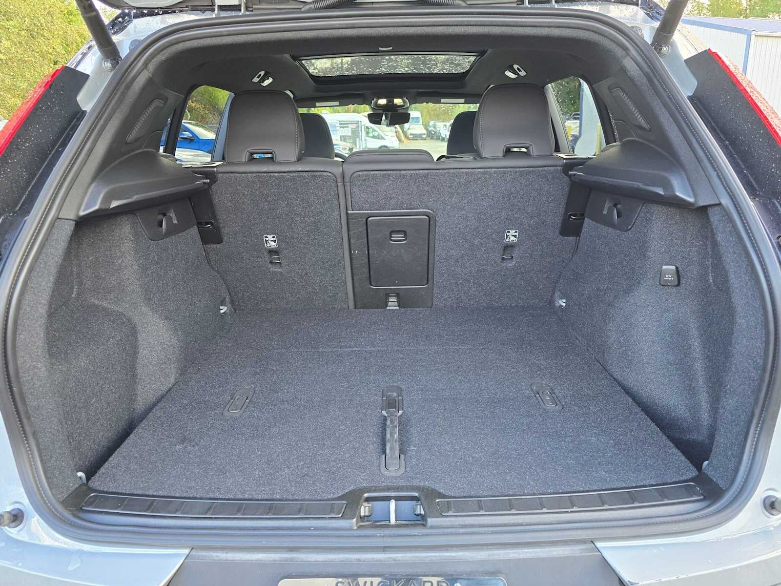 2024 Volvo XC40 Recharge Pure Electric Ultimate