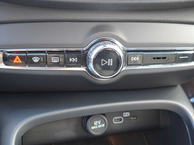 2024 Volvo XC40 Recharge Pure Electric Ultimate