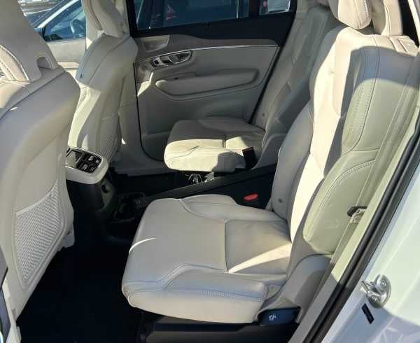 2023 Volvo XC90 Recharge Plug-In Hybrid Ultimate