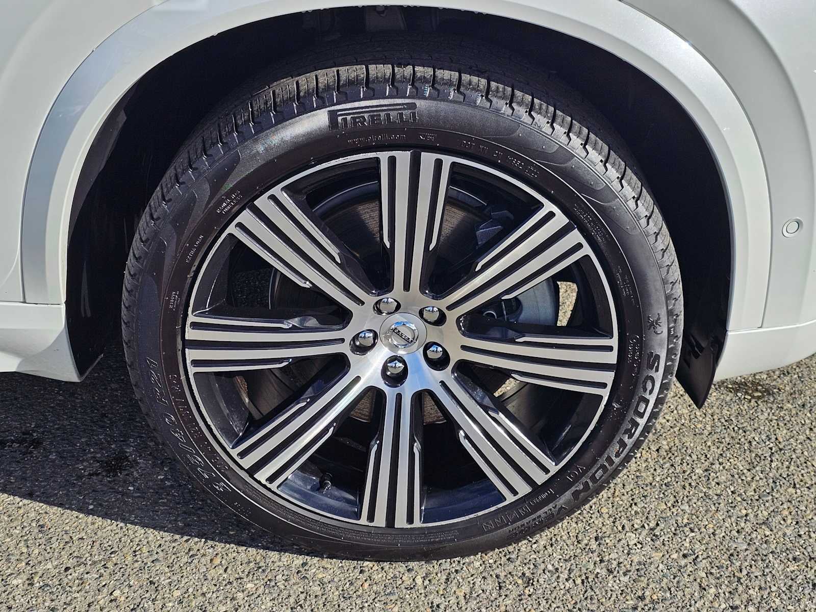 2023 Volvo XC90 Recharge Plug-In Hybrid Ultimate