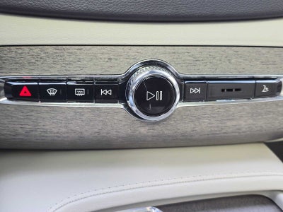 2023 Volvo XC90 Recharge Plug-In Hybrid Ultimate
