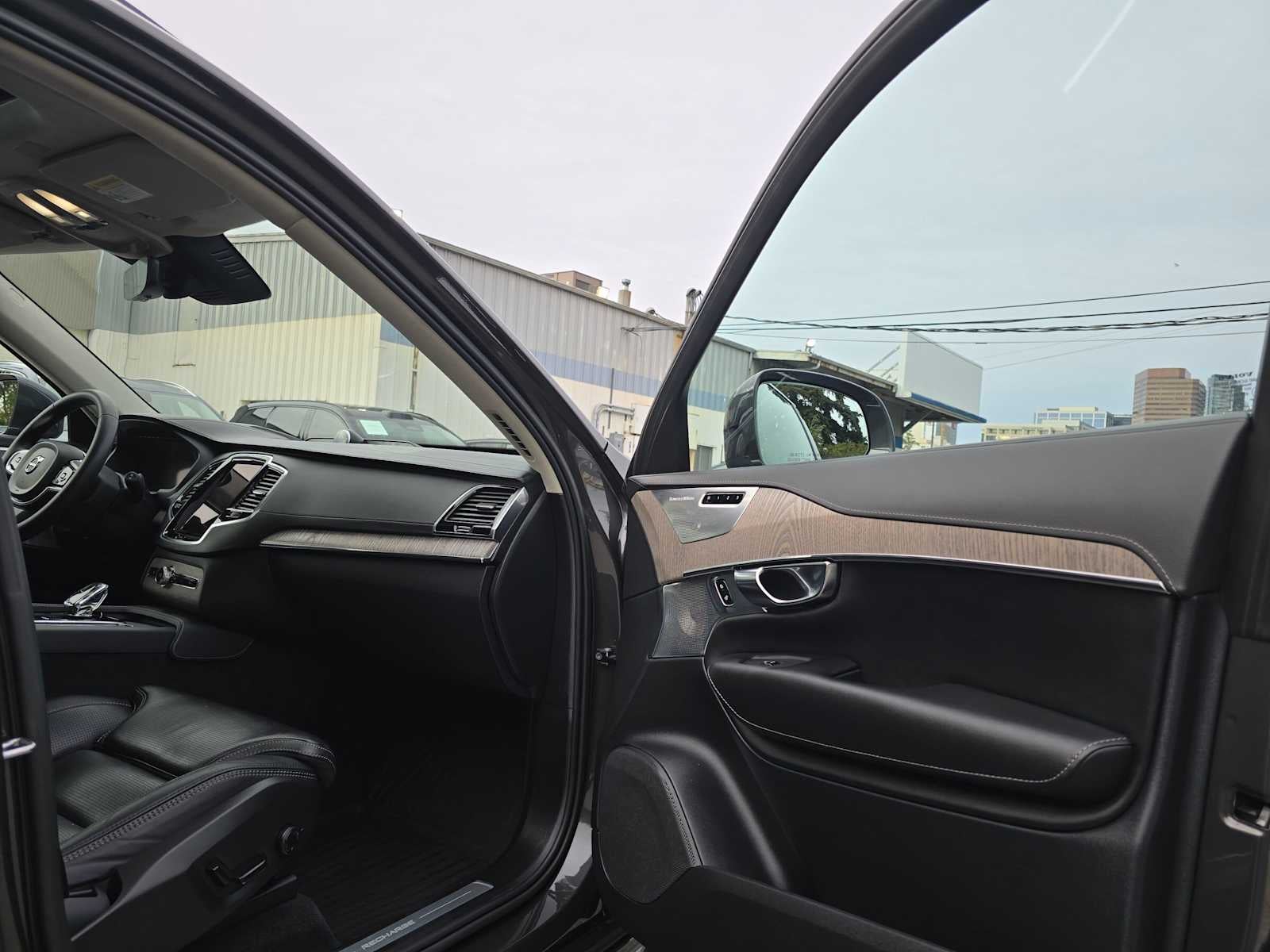 2023 Volvo XC90 Recharge Plug-In Hybrid Ultimate