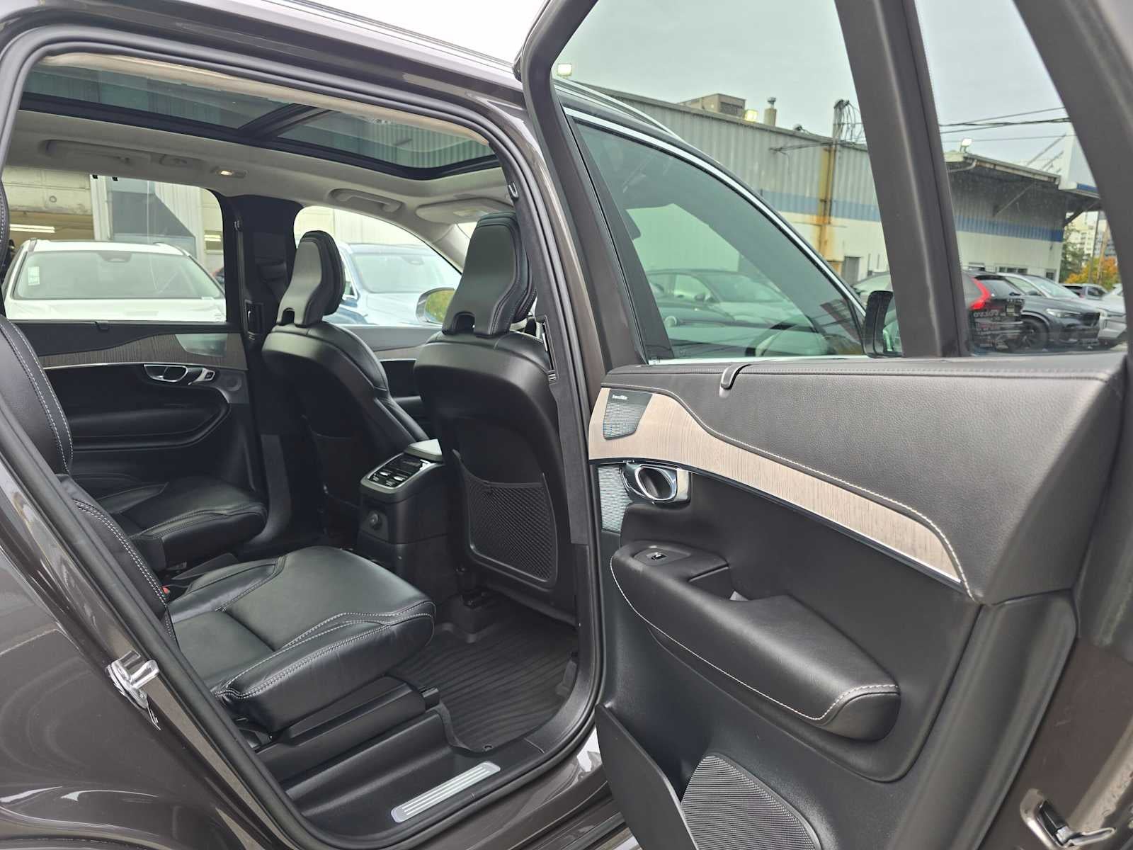 2023 Volvo XC90 Recharge Plug-In Hybrid Ultimate