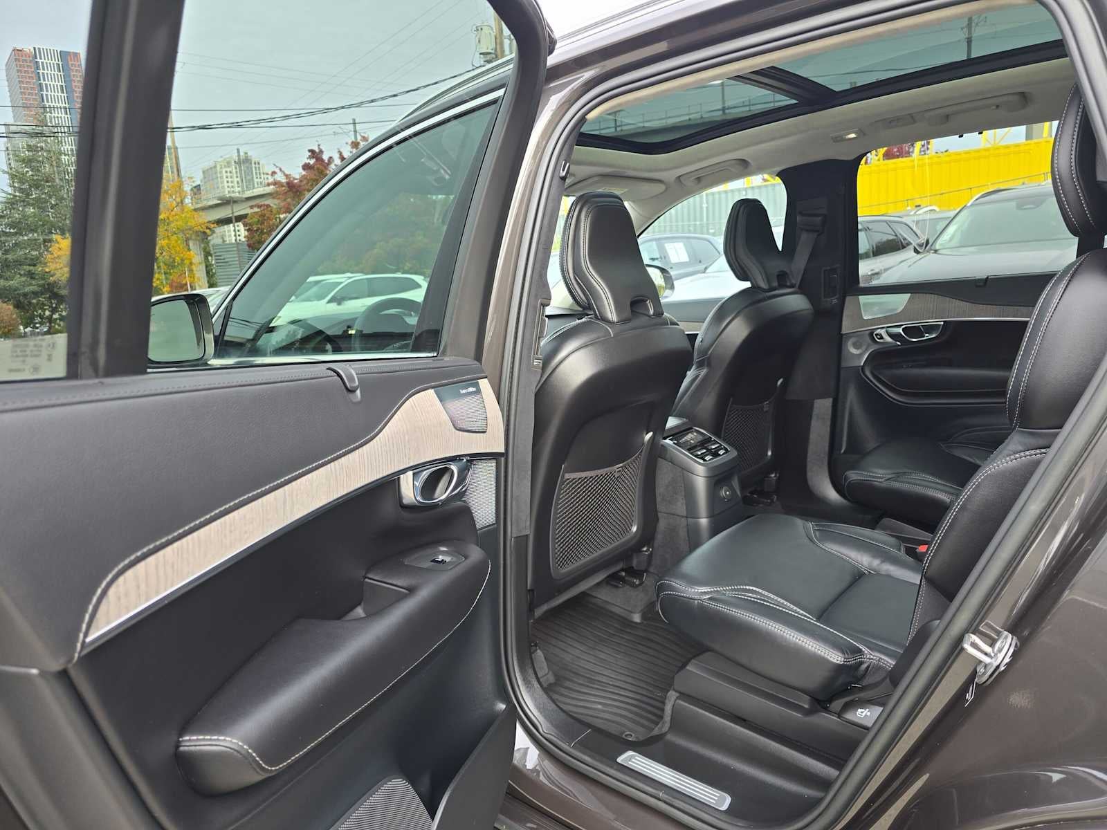 2023 Volvo XC90 Recharge Plug-In Hybrid Ultimate
