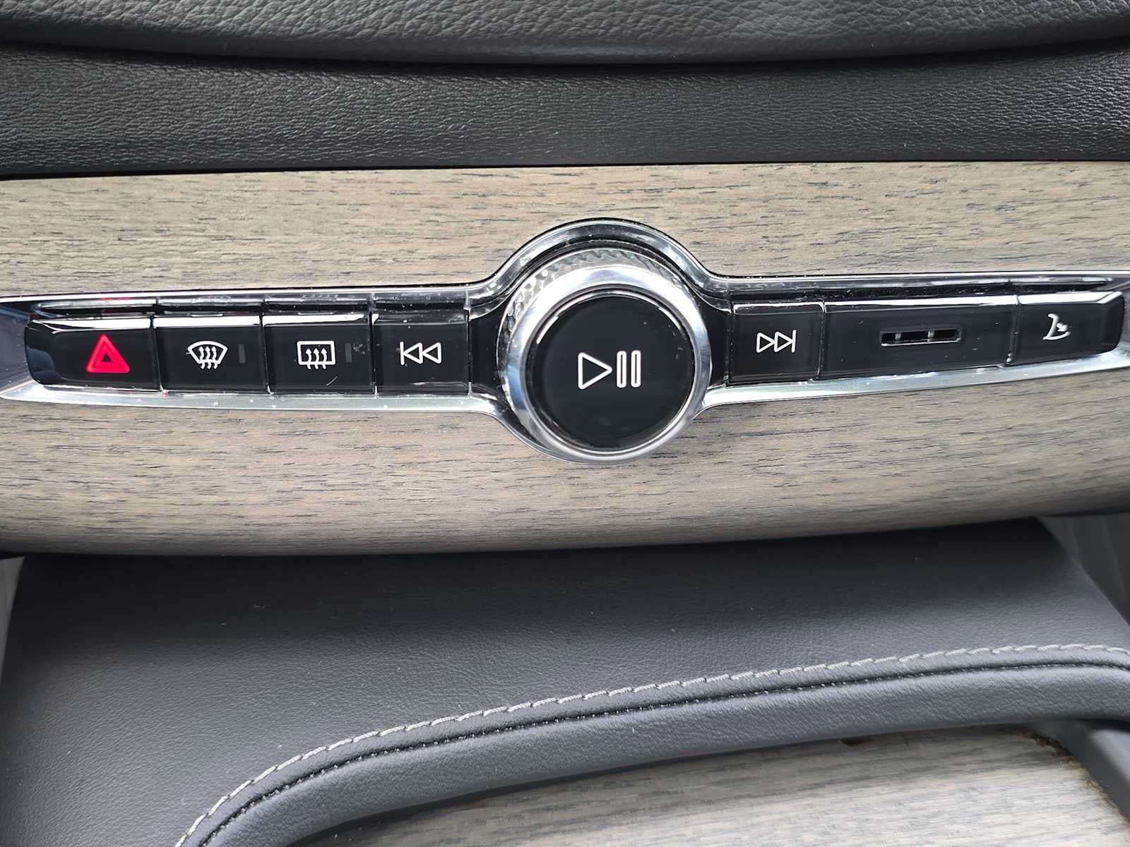 2023 Volvo XC90 Recharge Plug-In Hybrid Ultimate
