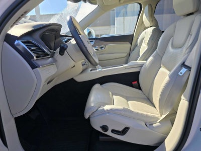 2023 Volvo XC90 Recharge Plug-In Hybrid Ultimate
