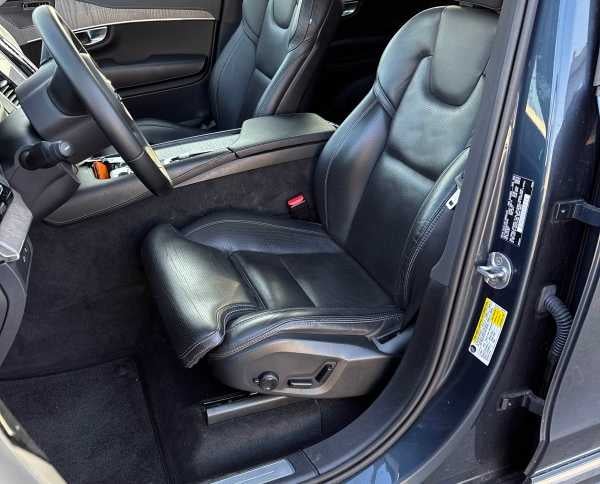 2023 Volvo XC90 Recharge Plug-In Hybrid Ultimate