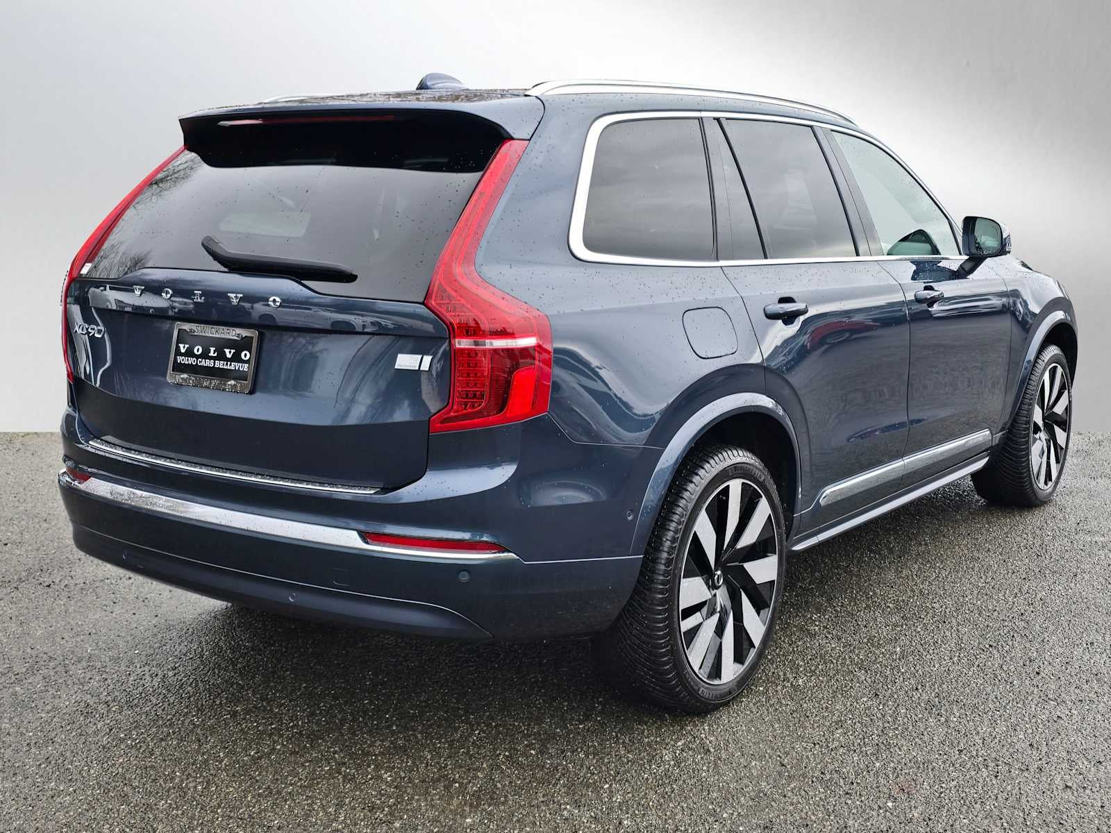 2023 Volvo XC90 Recharge Plug-In Hybrid Ultimate