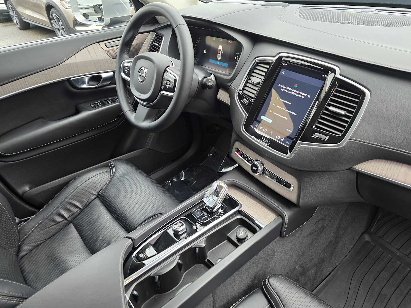 2023 Volvo XC90 Recharge Plug-In Hybrid Ultimate