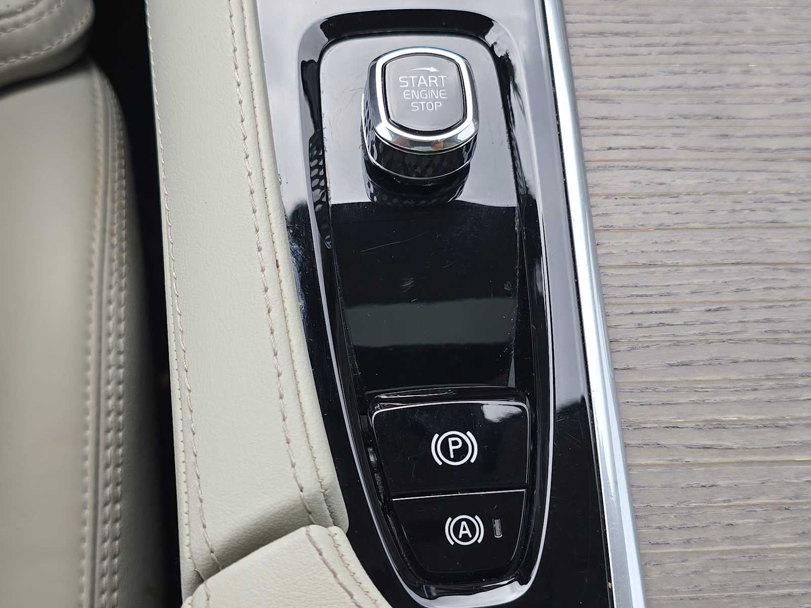 2023 Volvo XC90 Recharge Plug-In Hybrid Ultimate