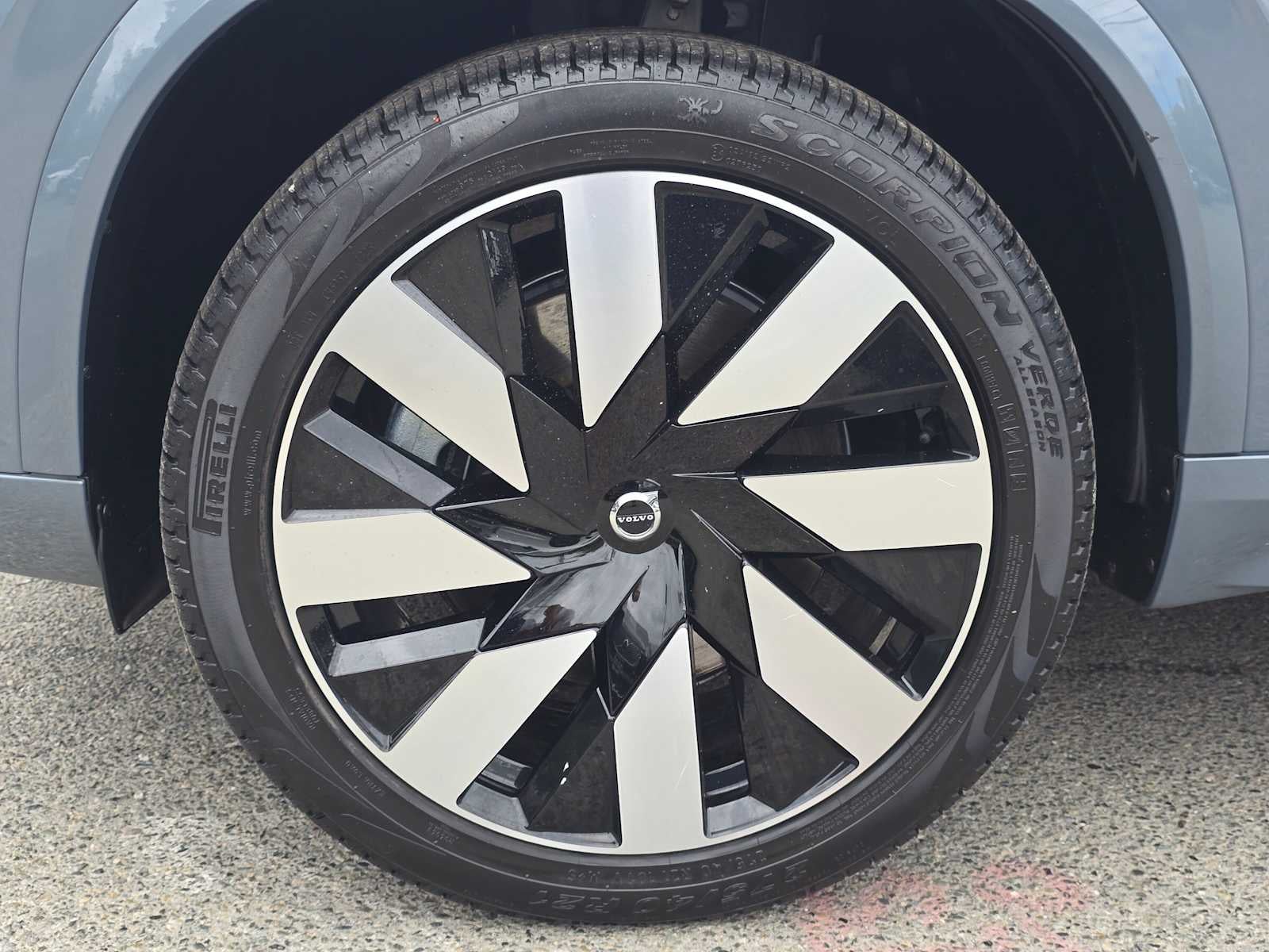2023 Volvo XC90 Recharge Plug-In Hybrid Ultimate