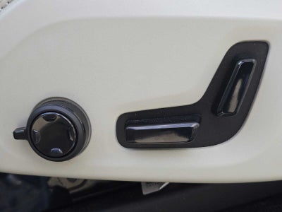 2023 Volvo XC90 Recharge Plug-In Hybrid Ultimate