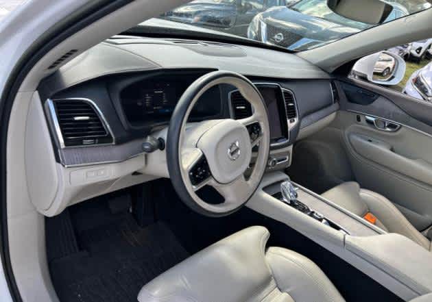 2023 Volvo XC90 Recharge Plug-In Hybrid Ultimate