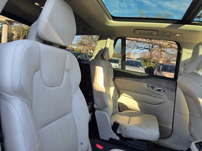 2023 Volvo XC90 Recharge Plug-In Hybrid Ultimate