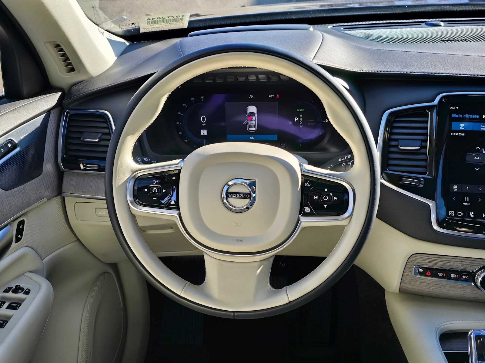 2023 Volvo XC90 Recharge Plug-In Hybrid Ultimate