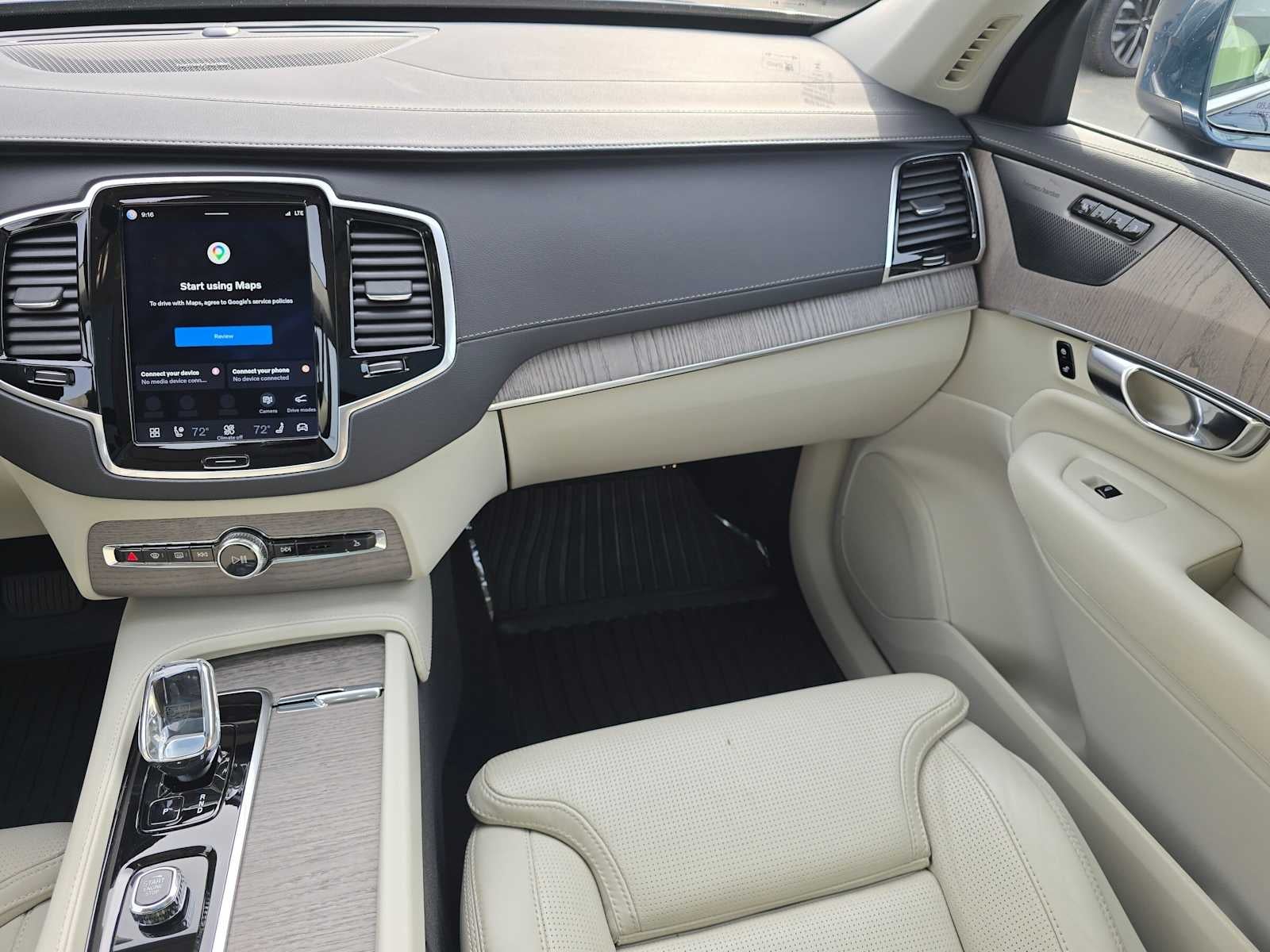 2023 Volvo XC90 Recharge Plug-In Hybrid Ultimate