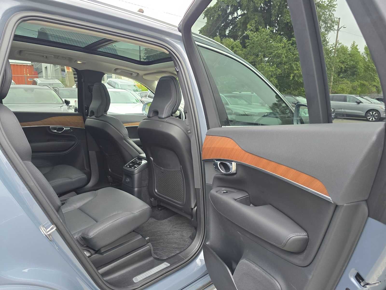 2023 Volvo XC90 Recharge Plug-In Hybrid Plus