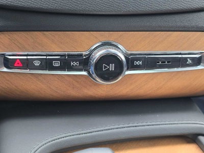 2023 Volvo XC90 Recharge Plug-In Hybrid Plus