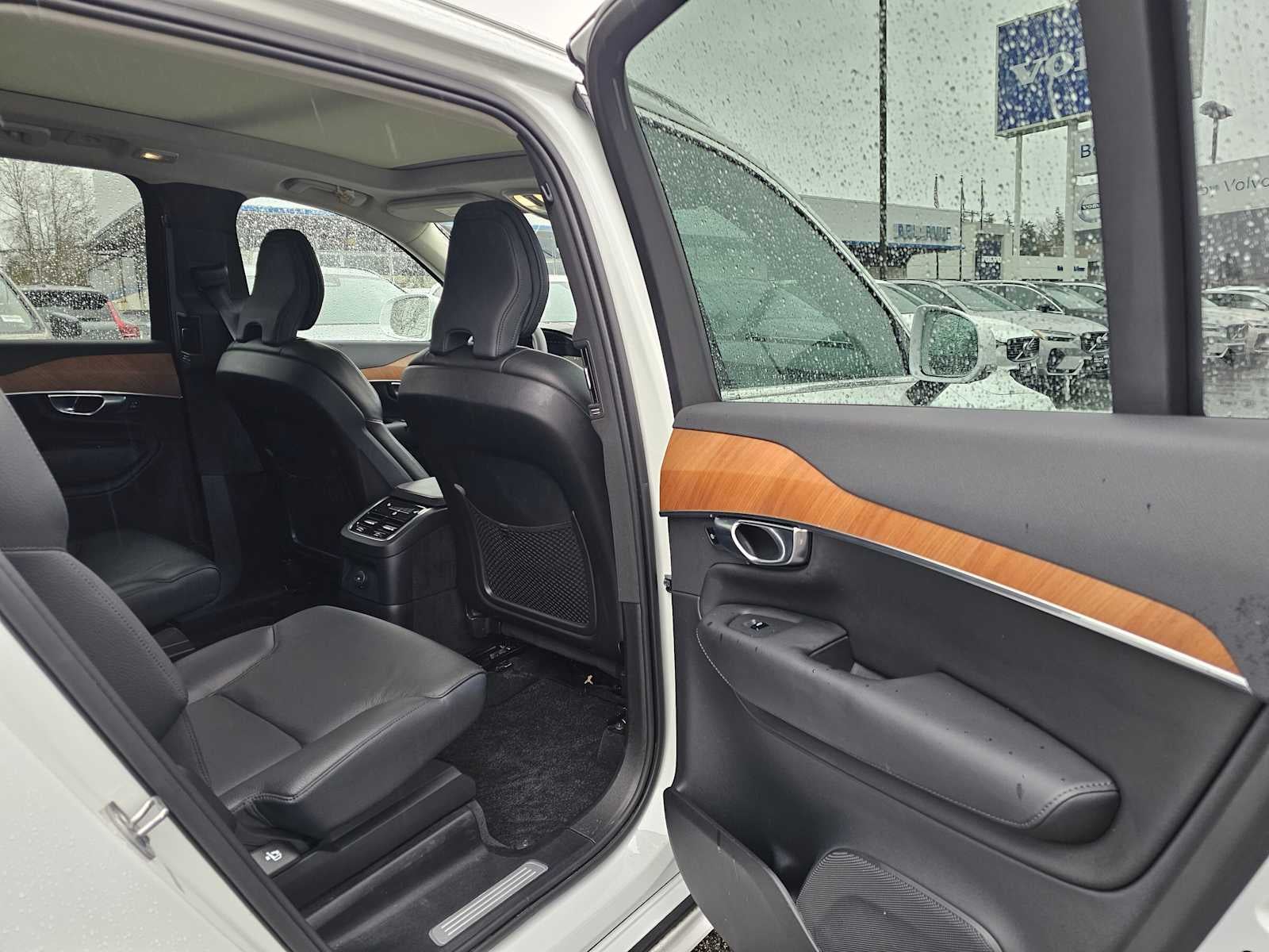 2023 Volvo XC90 Recharge Plug-In Hybrid Plus