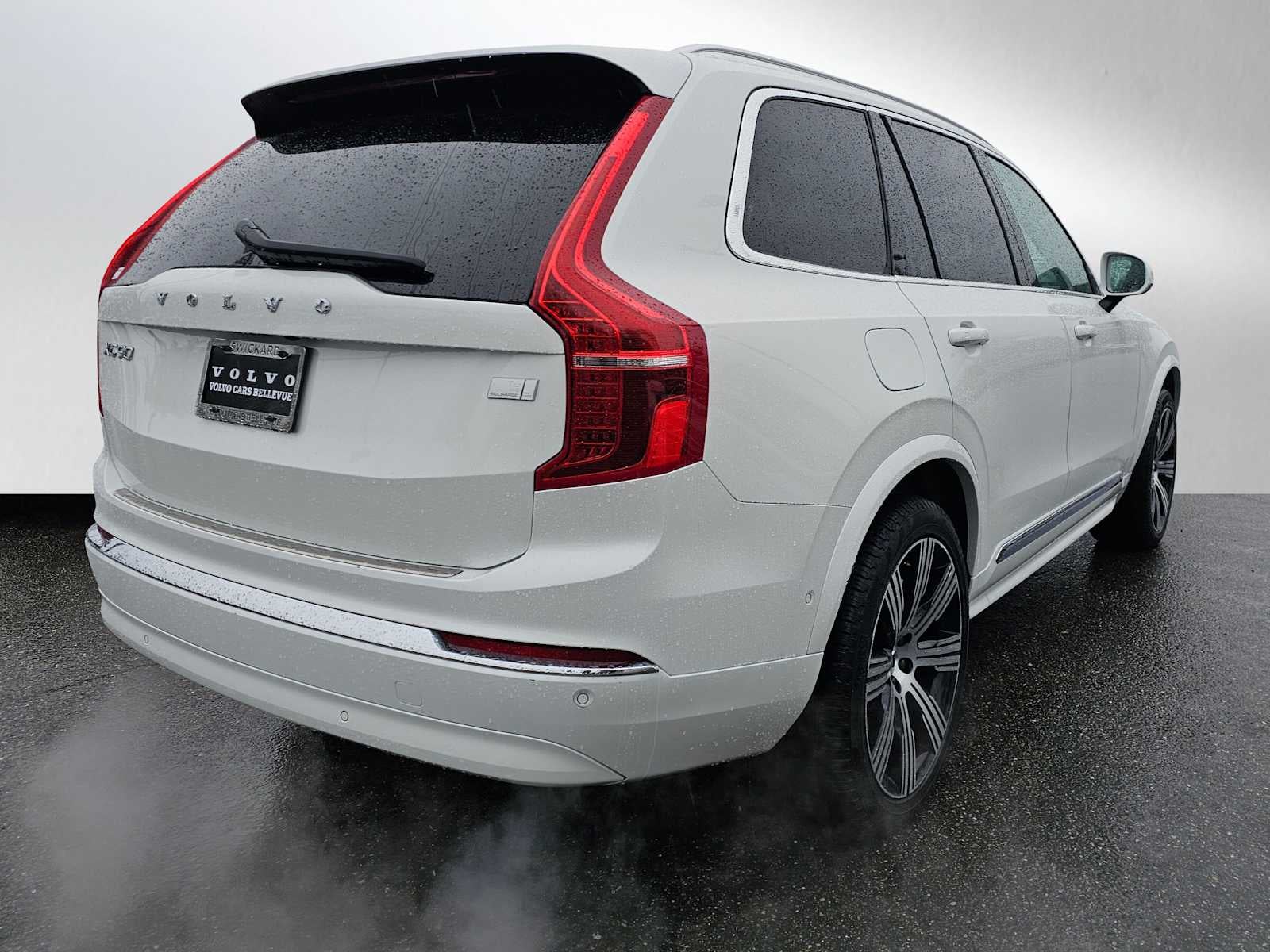 2023 Volvo XC90 Recharge Plug-In Hybrid Plus