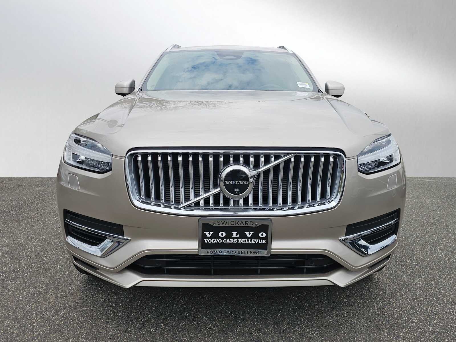 2023 Volvo XC90 Recharge Plug-In Hybrid Plus