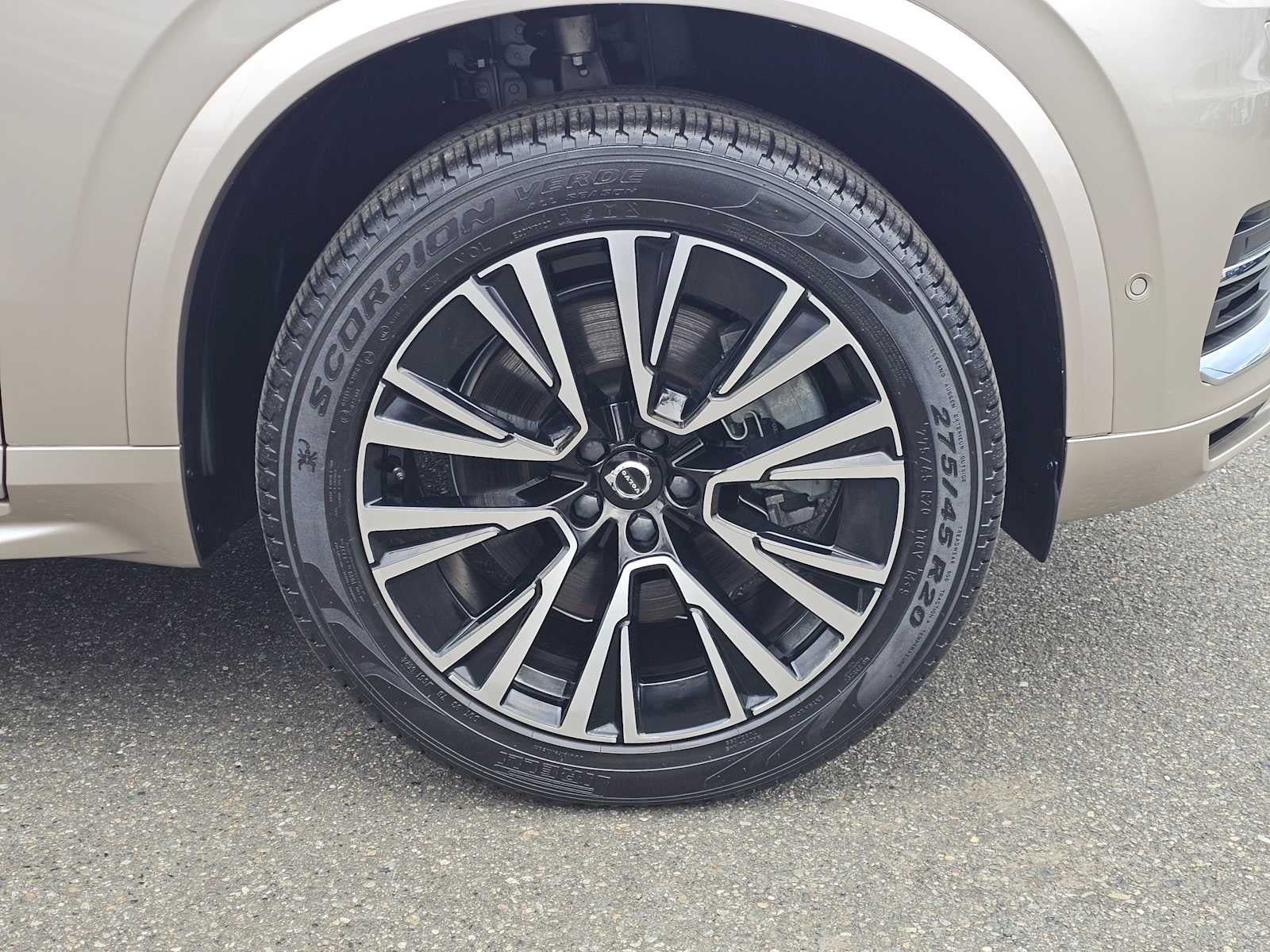 2023 Volvo XC90 Recharge Plug-In Hybrid Plus