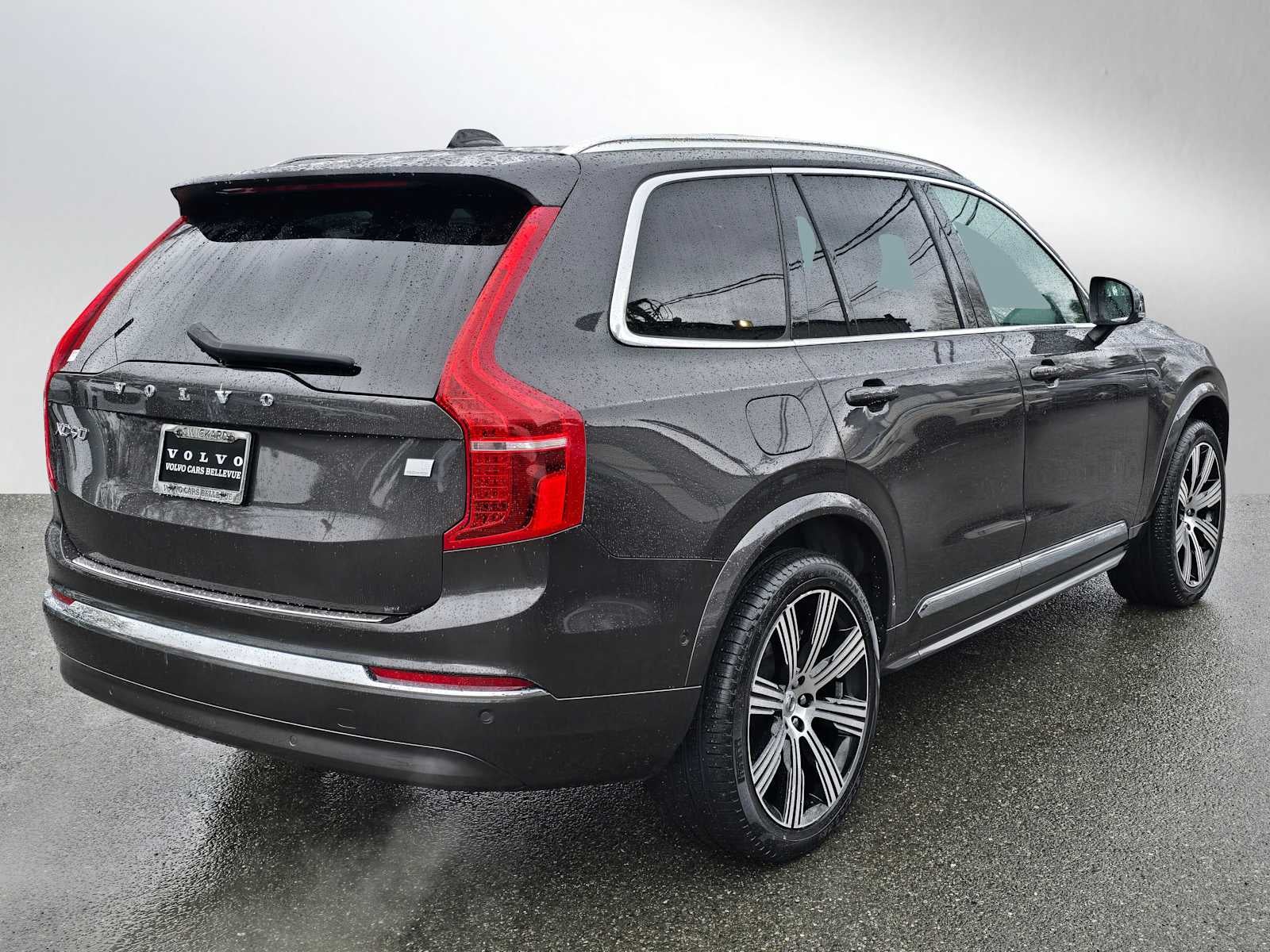 2023 Volvo XC90 Recharge Plug-In Hybrid Plus