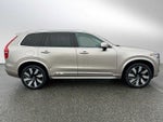 2023 Volvo XC90 Recharge Plug-In Hybrid Ultimate Bright Theme