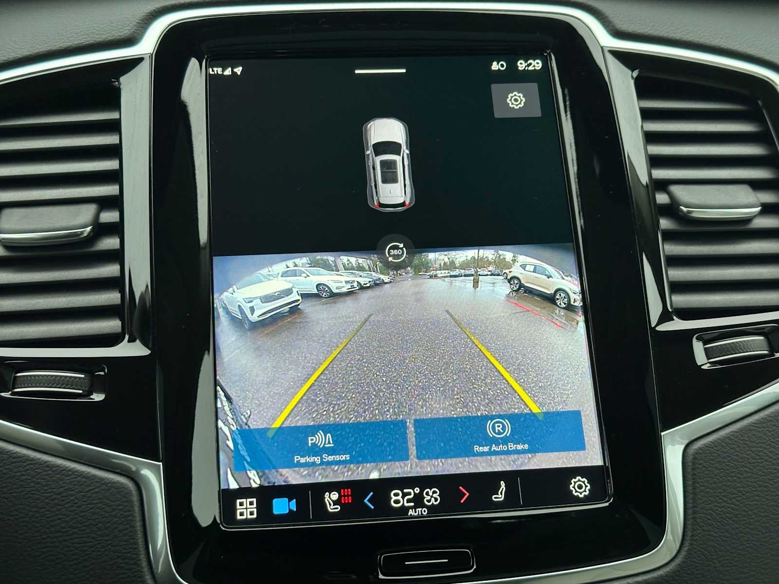 2023 Volvo XC90 Recharge Plug-In Hybrid Ultimate Bright Theme