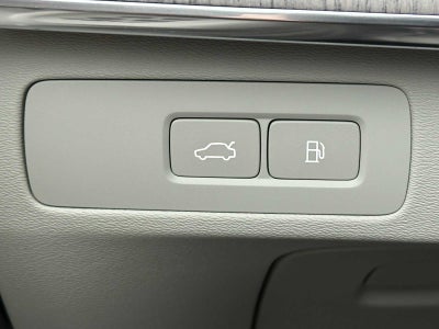 2023 Volvo XC90 Recharge Plug-In Hybrid Ultimate Bright Theme