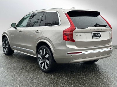 2023 Volvo XC90 Recharge Plug-In Hybrid Ultimate Bright Theme